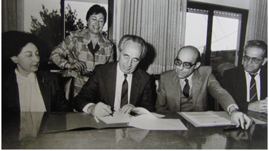 תמונה מטקס  חתימת האמנה לביטחון סוציאלי עם איטליה, 1986